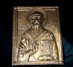 Литой надвратный барельеф