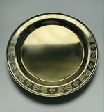 Тарелка металлическая с гравировкой 1